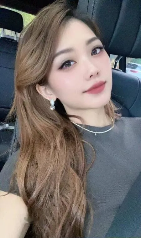 甜美少妇