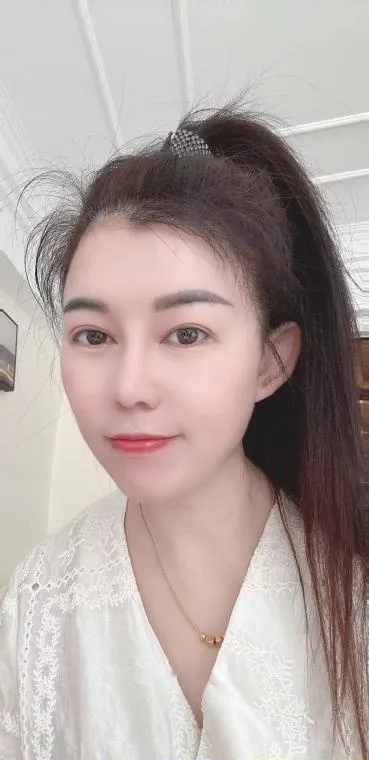 妮可老师莞式服务