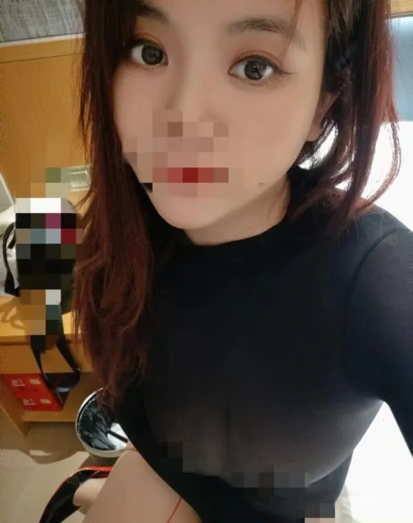 汉口大眼睛小小