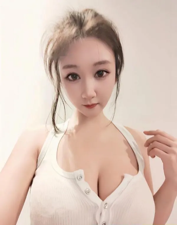 坂田巨乳大KK