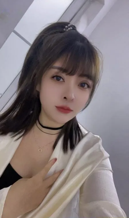 福永靓女面面