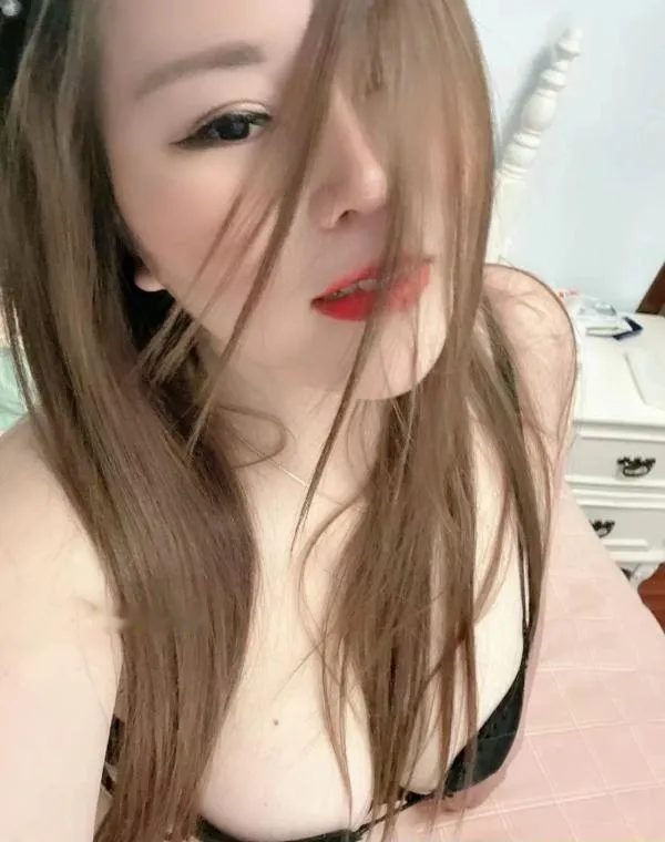 大奶骚货