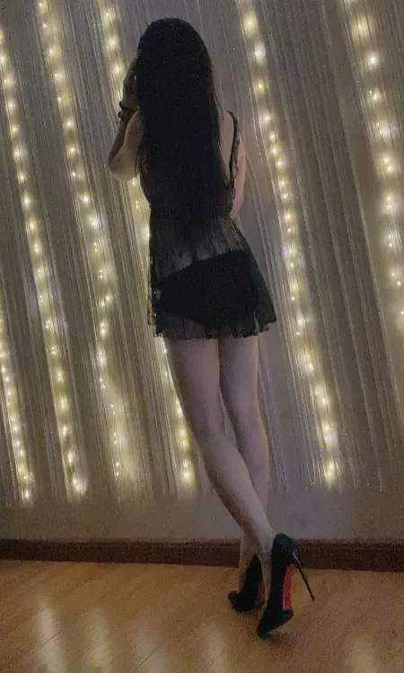 肌肤如雪花式少妇