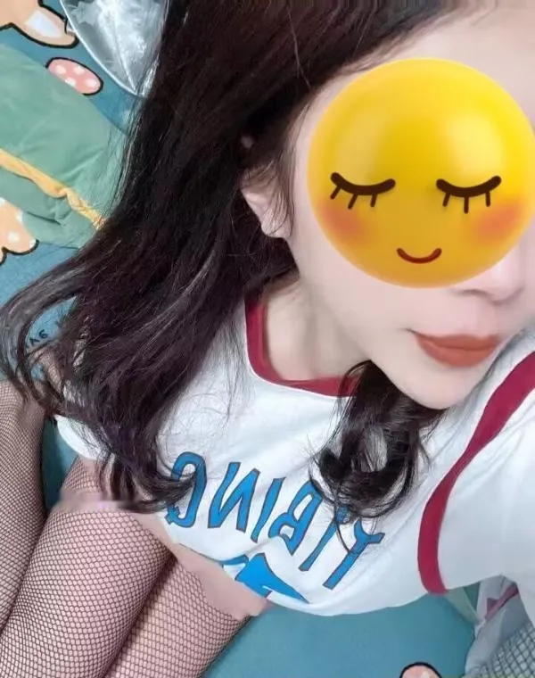 长腿兼职妹