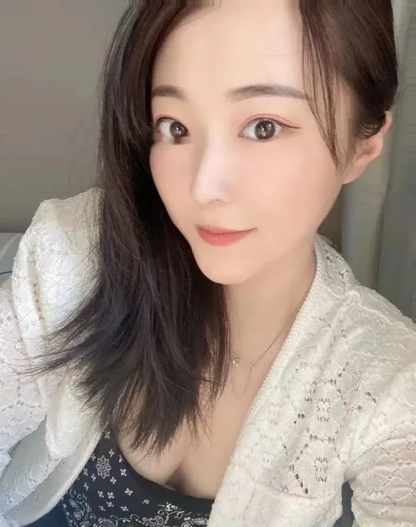 媚眼欲女思思