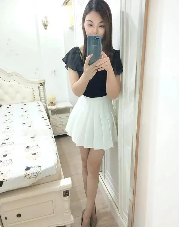 西乡长腿佩佩