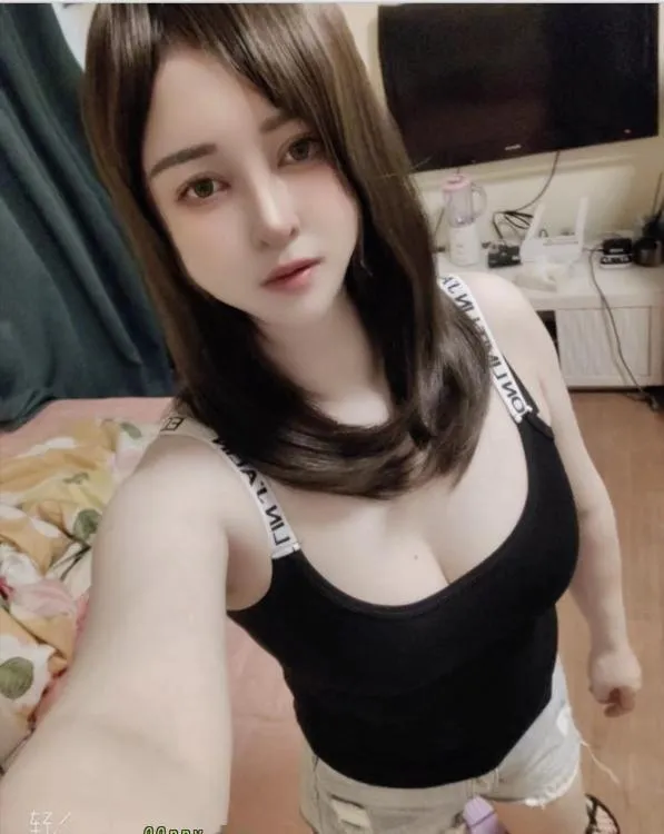 蜜桃臀兜兜