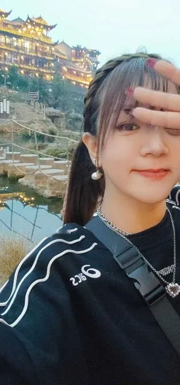 郑州路虎姐
