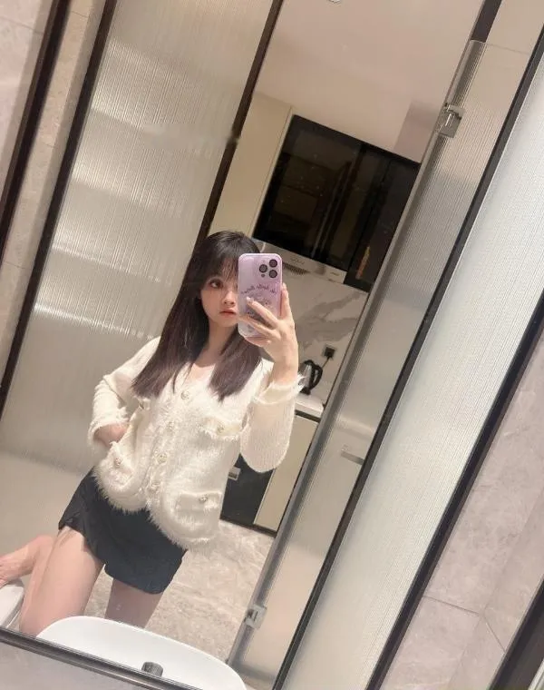 性感骚气的小辣妹