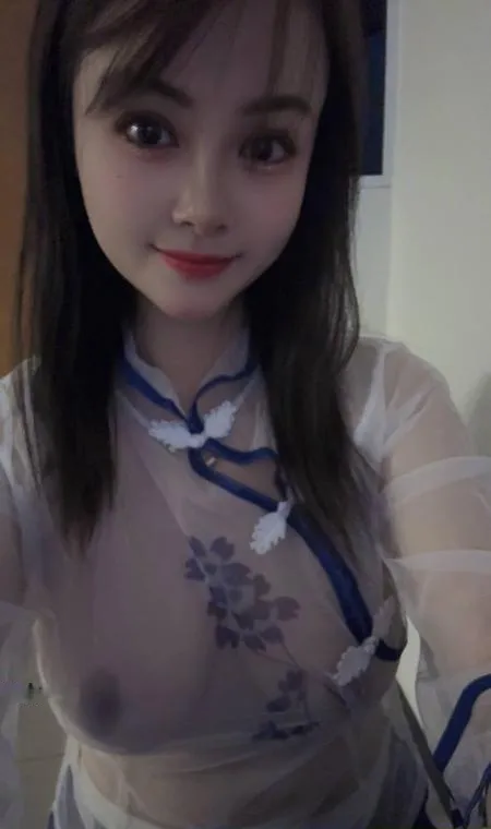 成都巨乳制服婷婷