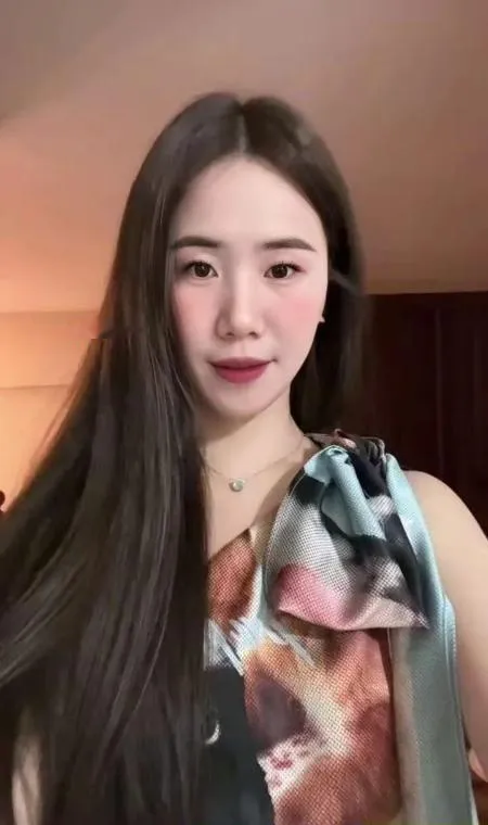 我的丝袜诱惑姐姐