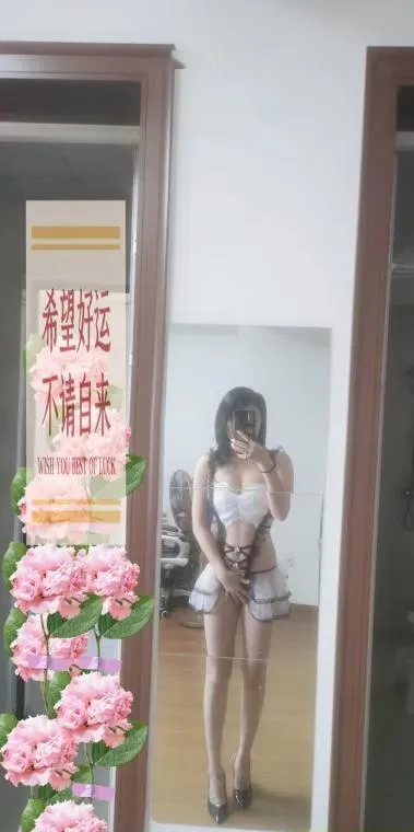 细腿小姐姐