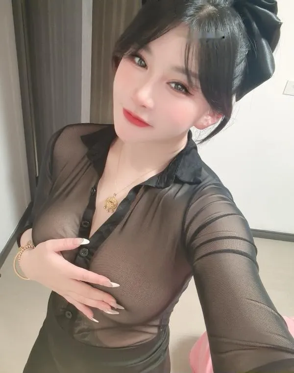 美女平安