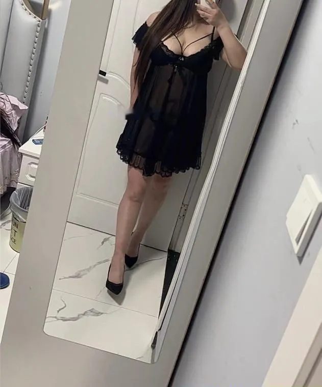萧山美乳小少妇