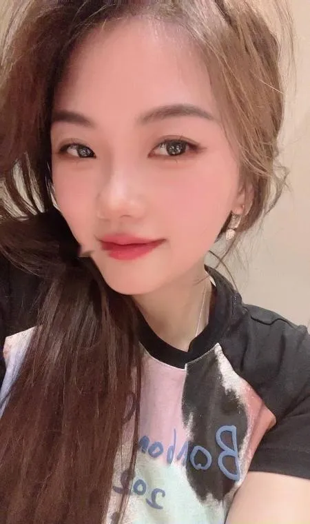 年轻少妇