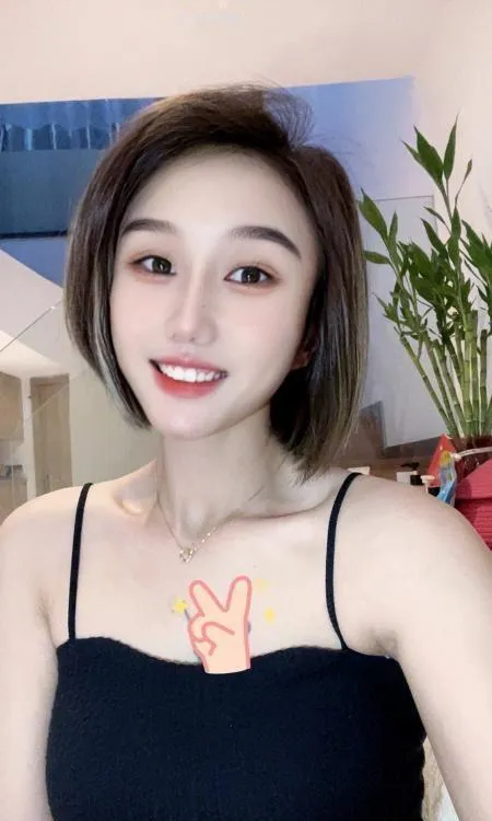 海珠爱笑妹子乐儿