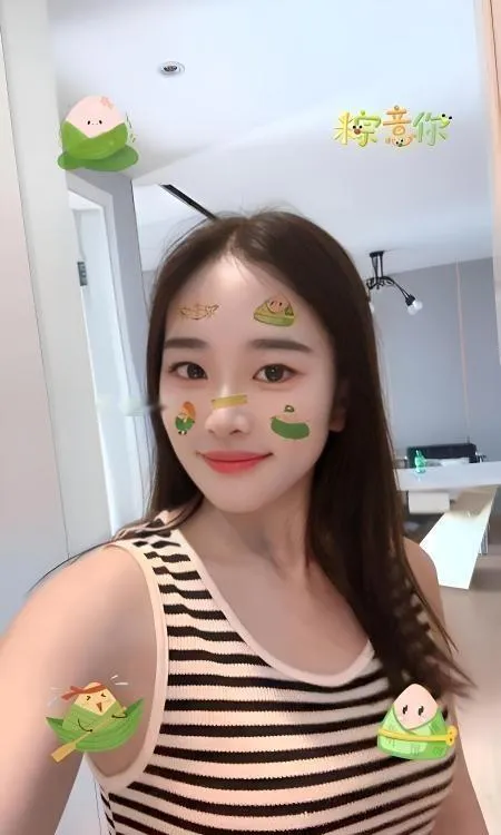太原粉乳小野猫