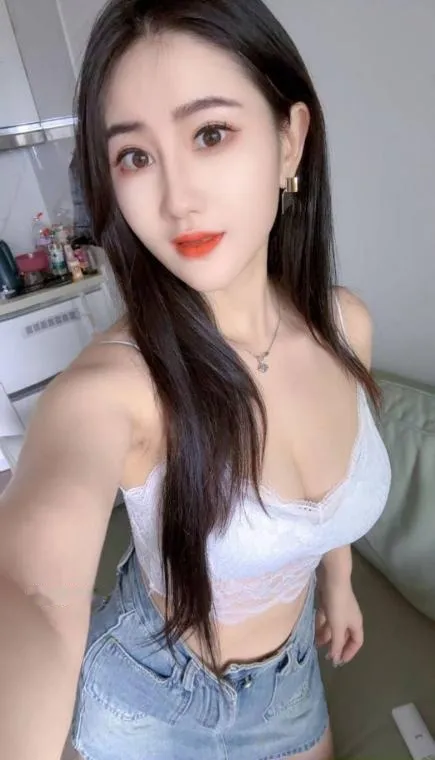 天河皮肤白皙美艳少妇