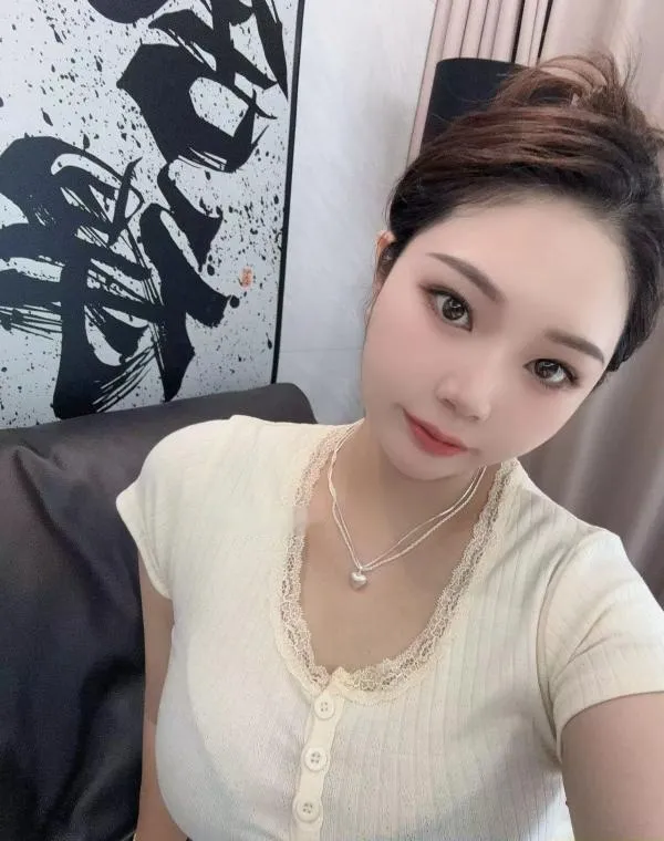 mini身材火辣大熊