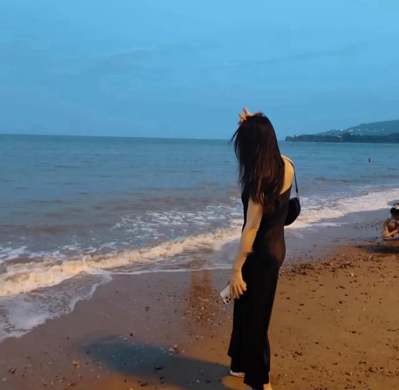 性感丰满美女