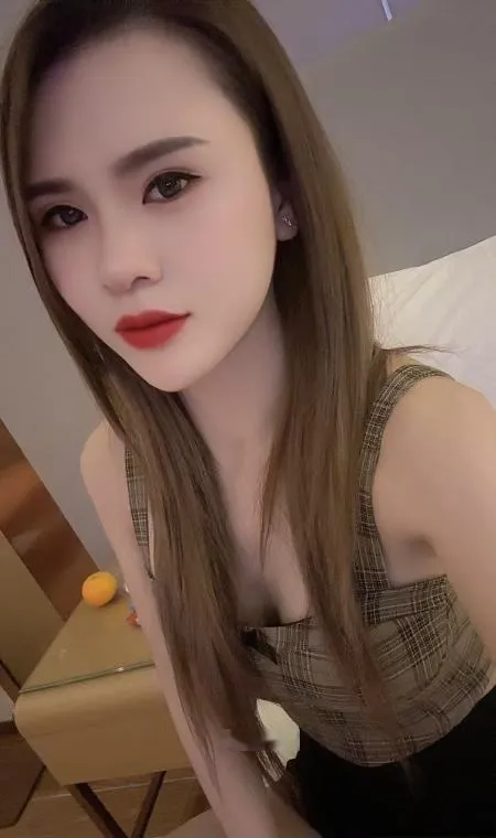 海口妹子菲儿