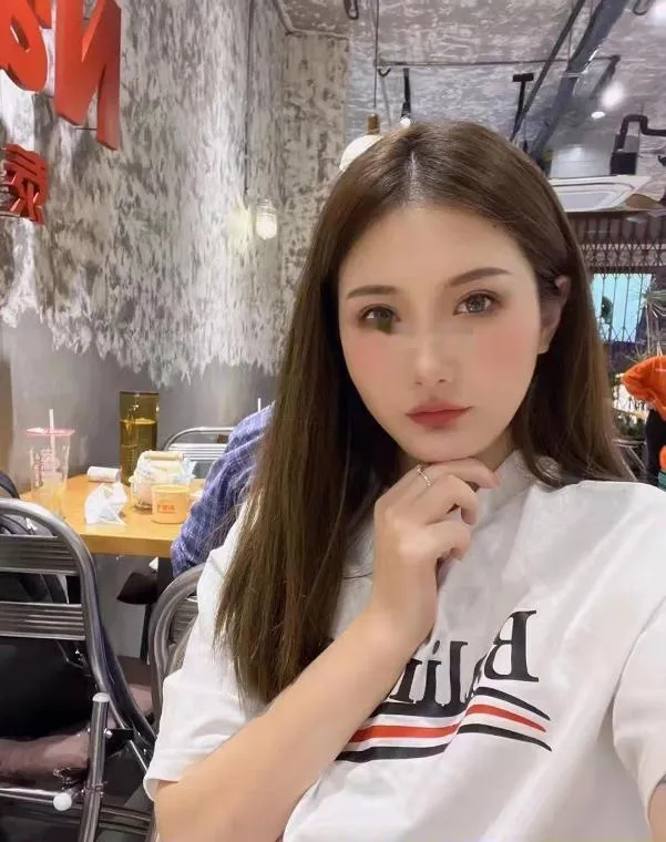 优雅小姐姐