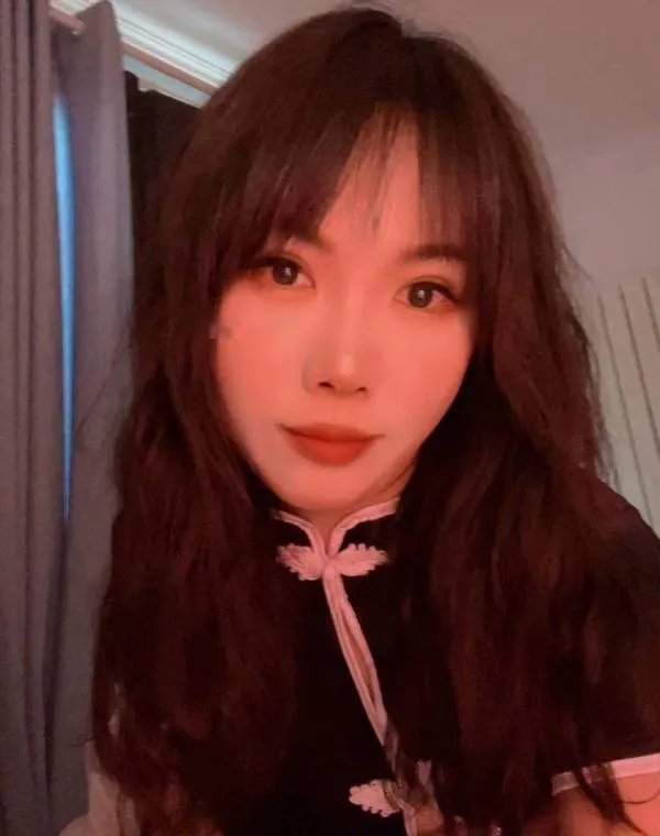 丰满翘臀服务好妹子