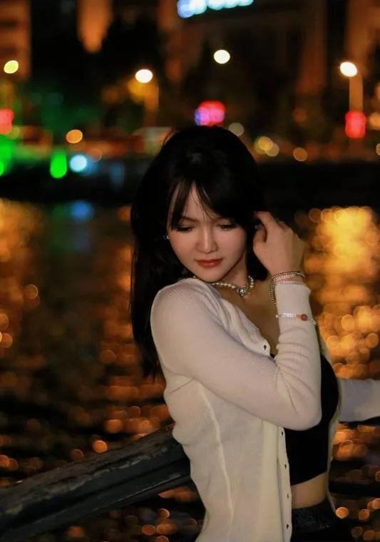 气质清纯颜值妹子