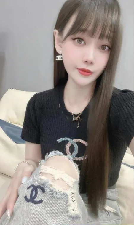 番禺纯欲女神娜娜
