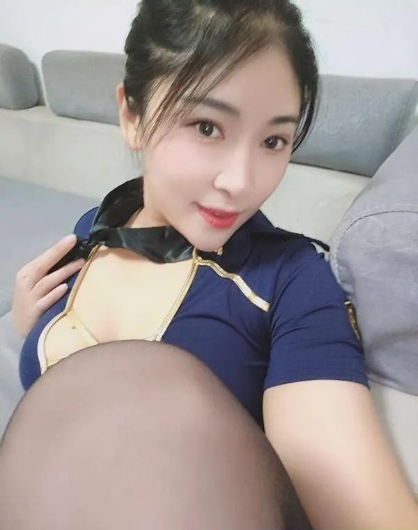 漂亮姐姐惹人爱