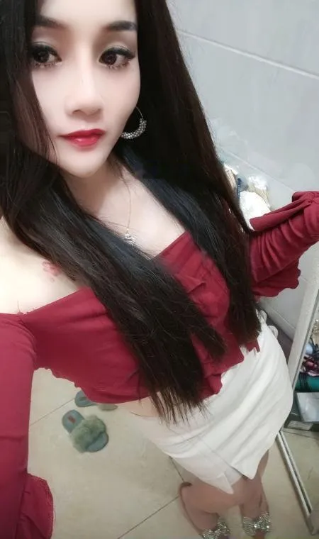 杨浦高冷冰冰