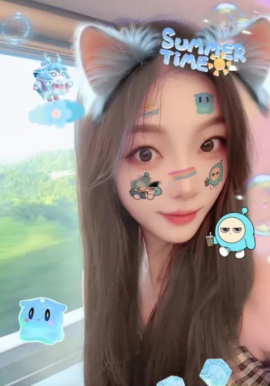 思明区颜值身材系美女
