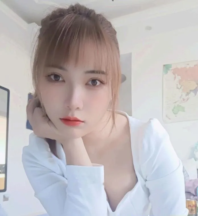 铁西美女琪琪