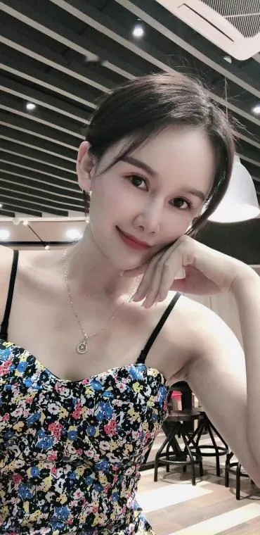 云龙靚骚女西西
