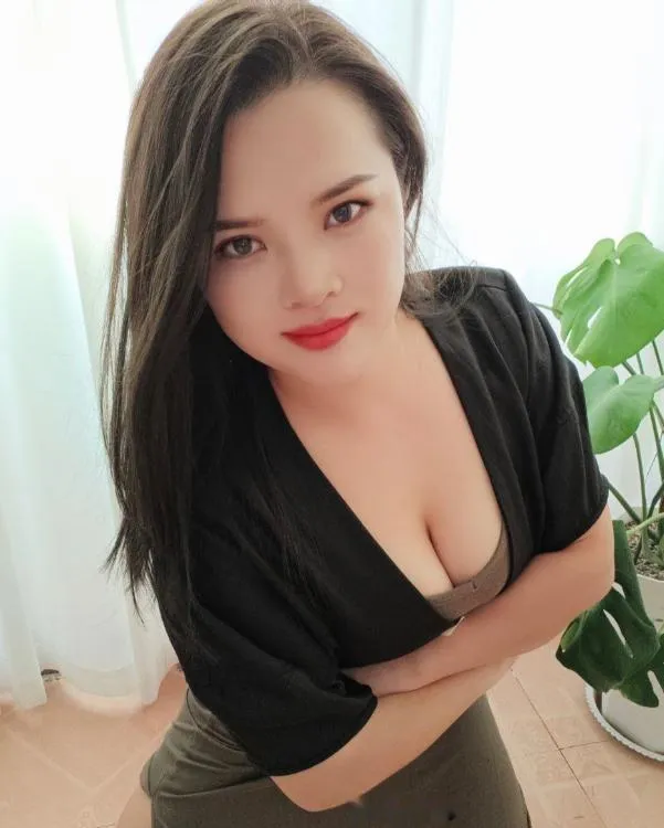 福田肉感十足骚熟女