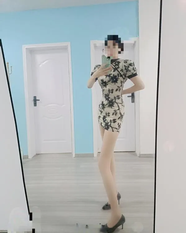 个人丝足女王