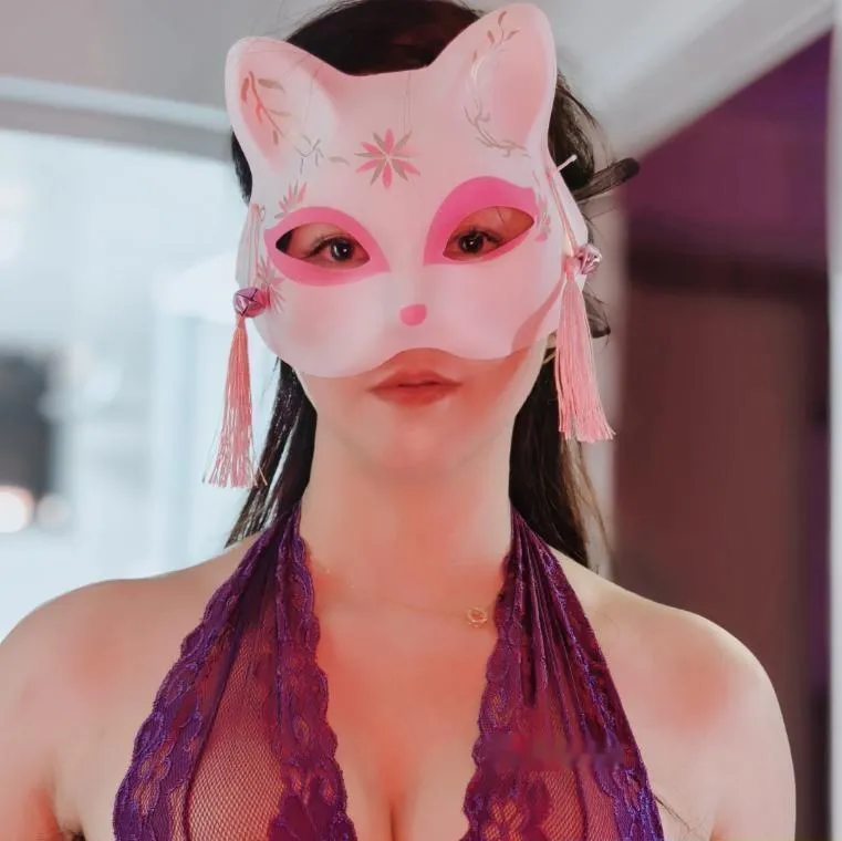 爆操反差人妻