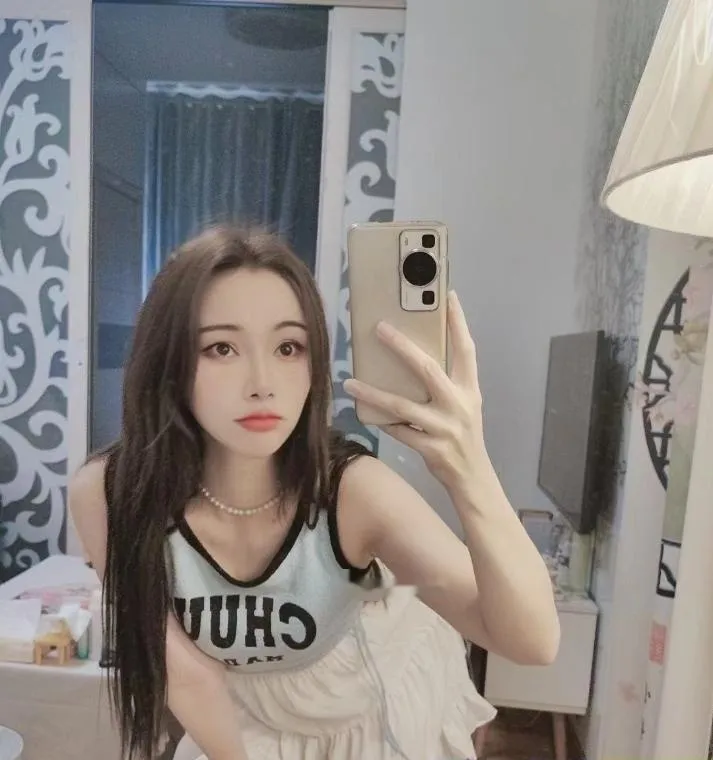 南山甜美霜儿